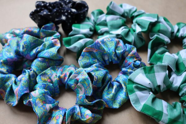 Bow Scrunchie - Image 2